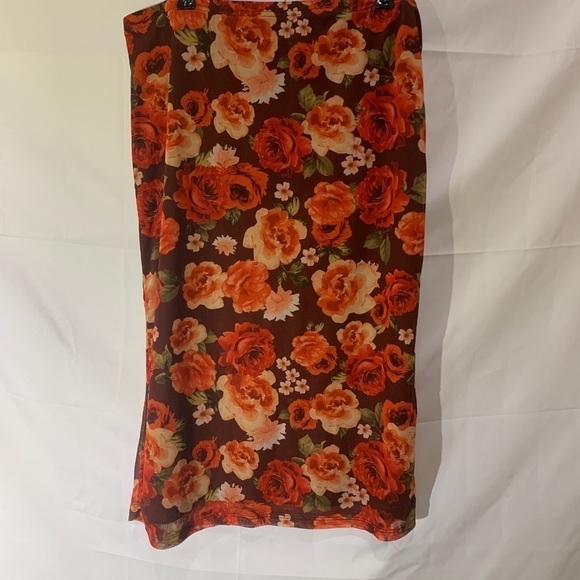 3/$28❤️SHEIN floral, multicolor print skirt, size XL - Picture 3 of 5